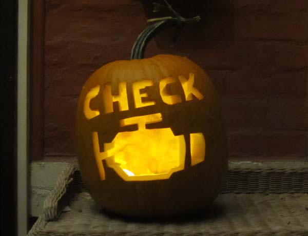 checkenginepumpkin-light-600px.jpg